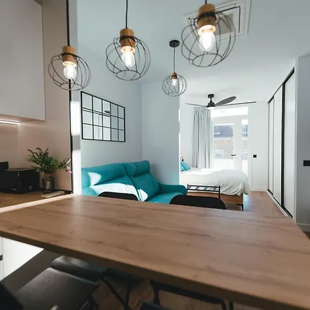 Macarena Suites - Centro Historico Con Parking Gratis Caces