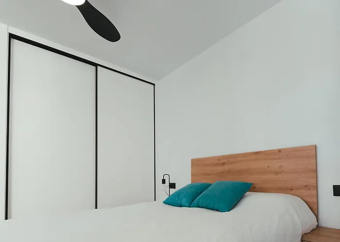 Macarena Suites - Centro Historico Con Parking Gratis