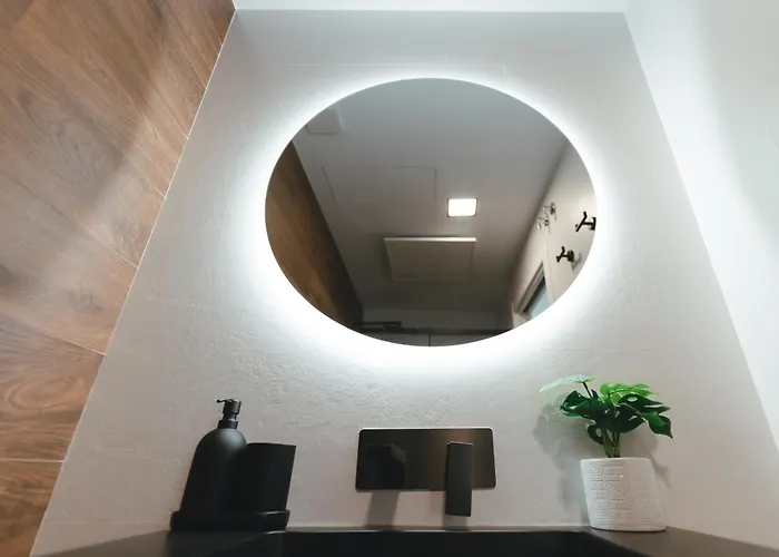 Daire Macarena Suites - Centro Historico Con Parking Gratis *